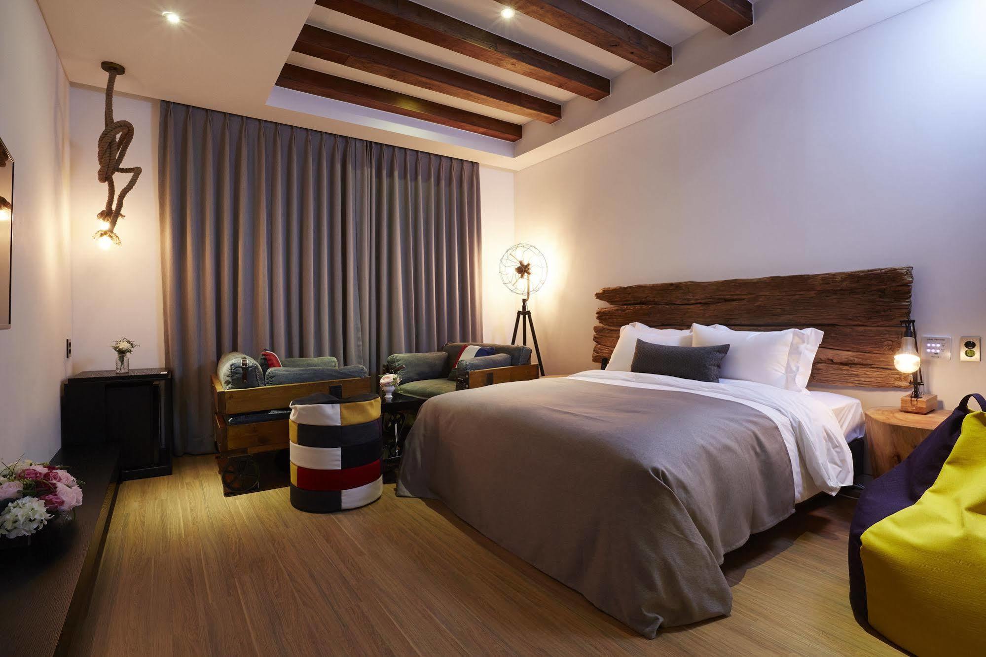 Chungbuk Inno City Namoo Hotel Eumseong Exterior photo