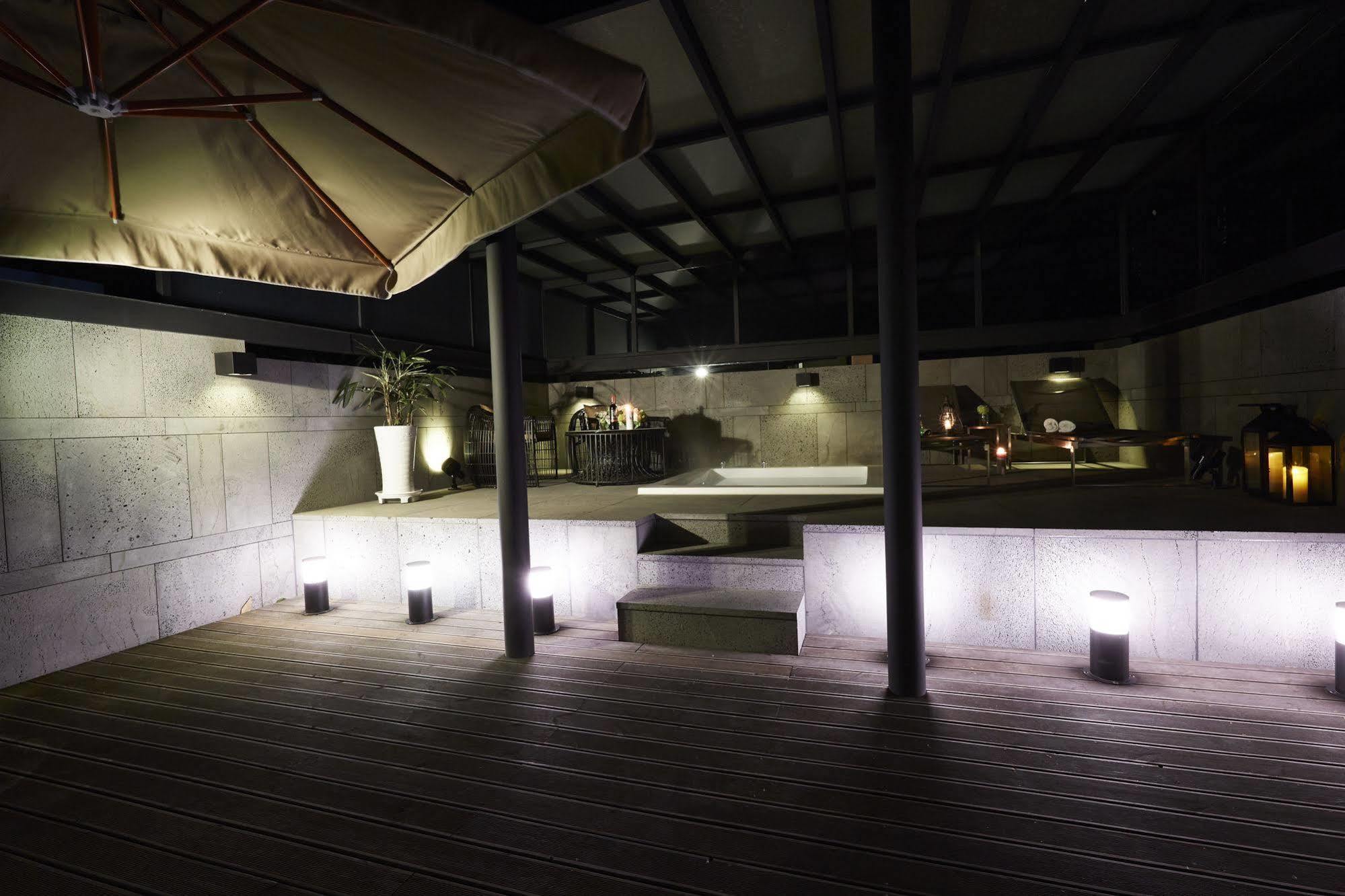 Chungbuk Inno City Namoo Hotel Eumseong Exterior photo